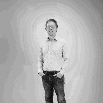 professional headshot of nick gibbons